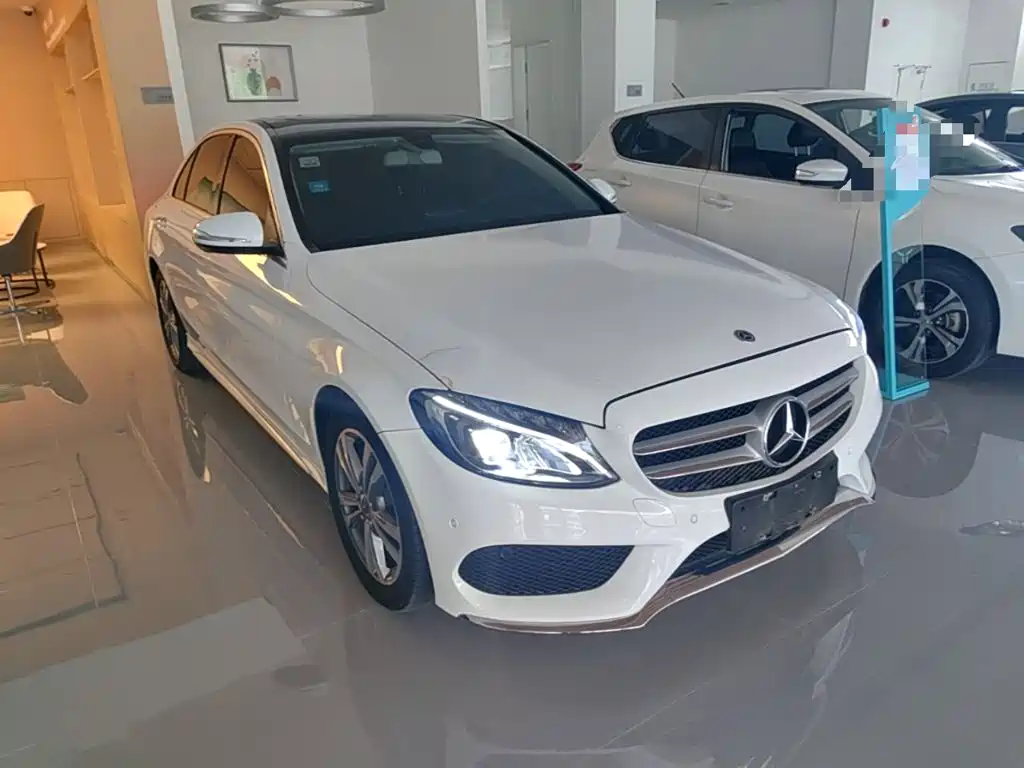 Mercedes-Benz C-Class 2018