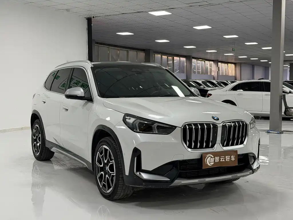 BMW X1 2024 — фото 3