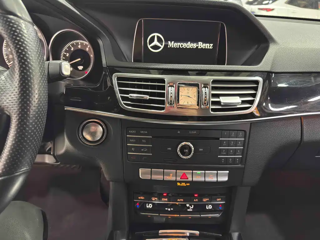 Mercedes-Benz E-Class 2015 — фото 15