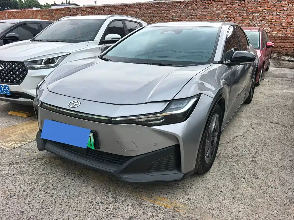 Toyota bZ3 2024