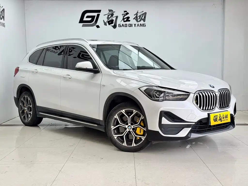 BMW X1 2022 — фото 3