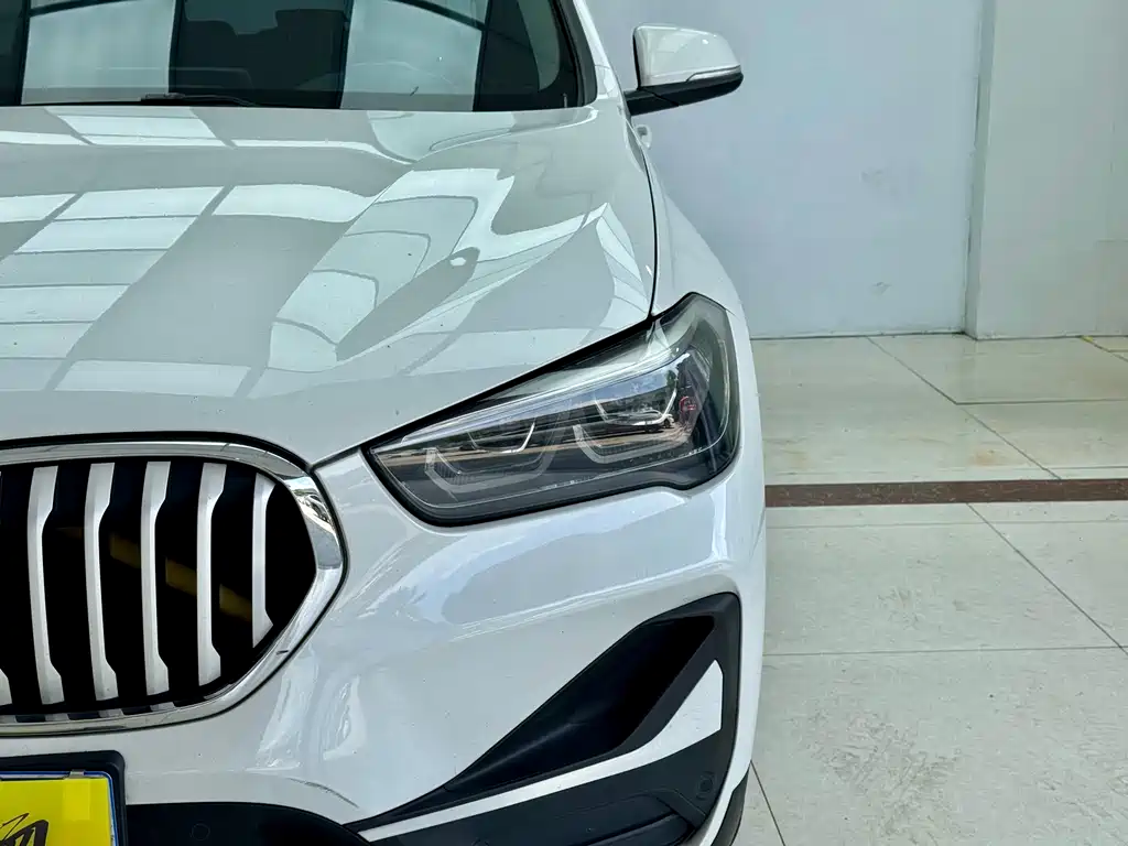 BMW X1 2022 — фото 4