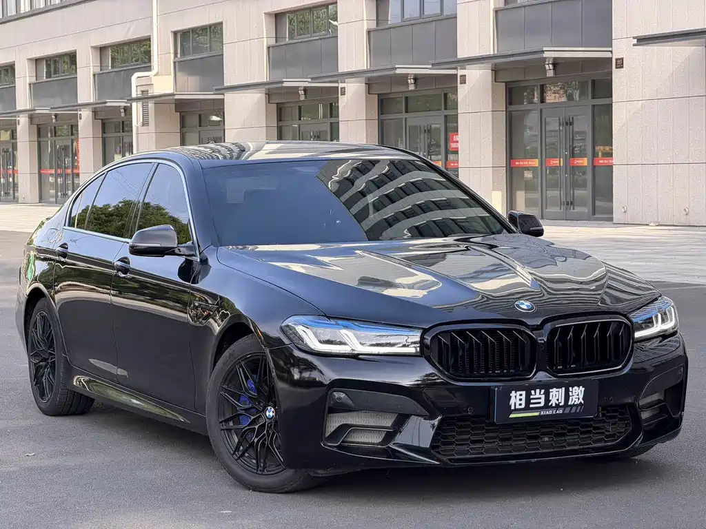 BMW 5 Series 2016 — фото 3