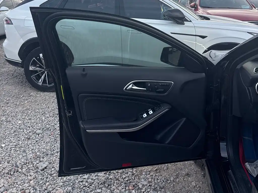 Mercedes-Benz GLA 2016