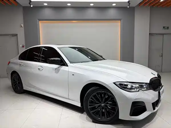 BMW 3 Series 2020