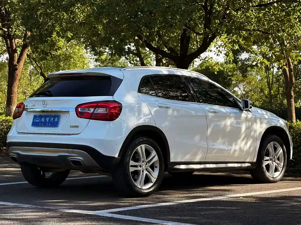 Mercedes-Benz GLA 2017