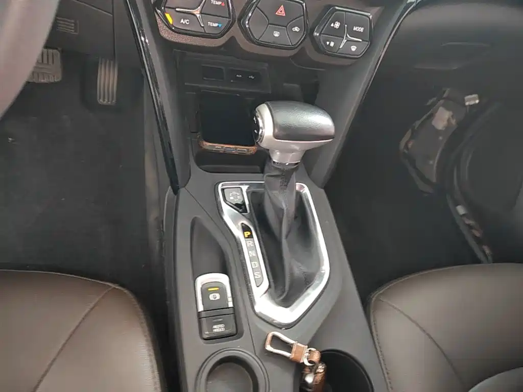 GAC Motor Trumpchi GS4 2018 — фото 14