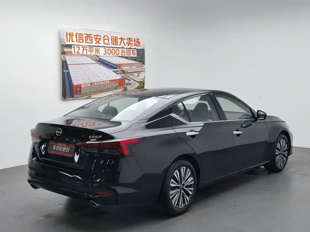 Nissan Teana 2024