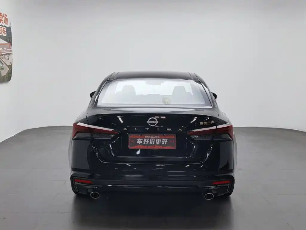 Nissan Teana 2024