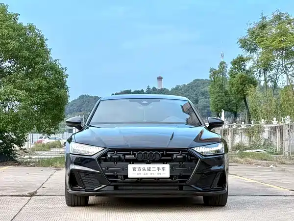 Audi A7L 2023