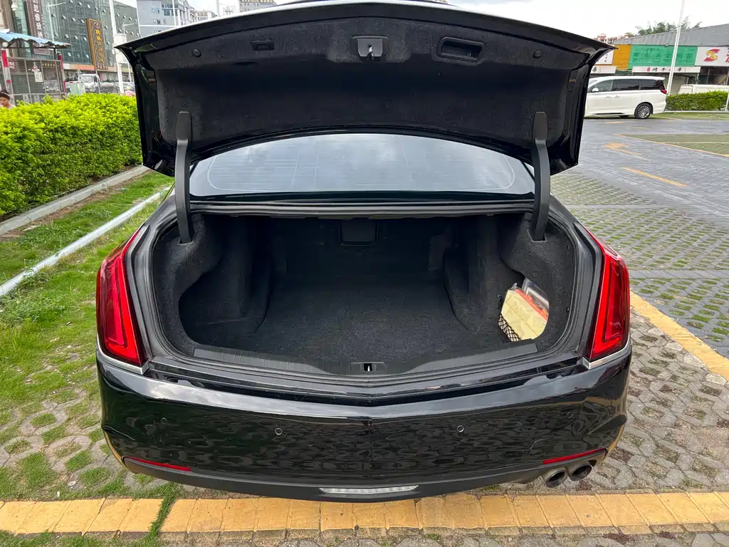 Cadillac CT6 2018 — фото 9
