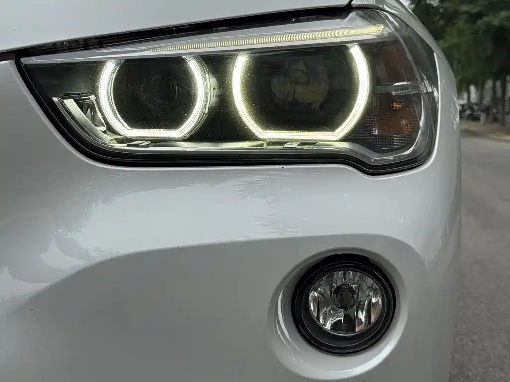 BMW X1 2017 — фото 15