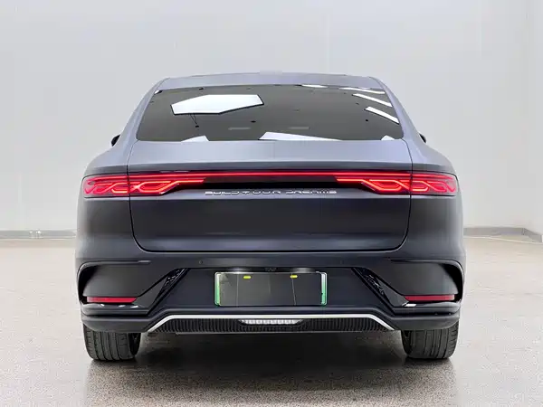 BYD Han 2024