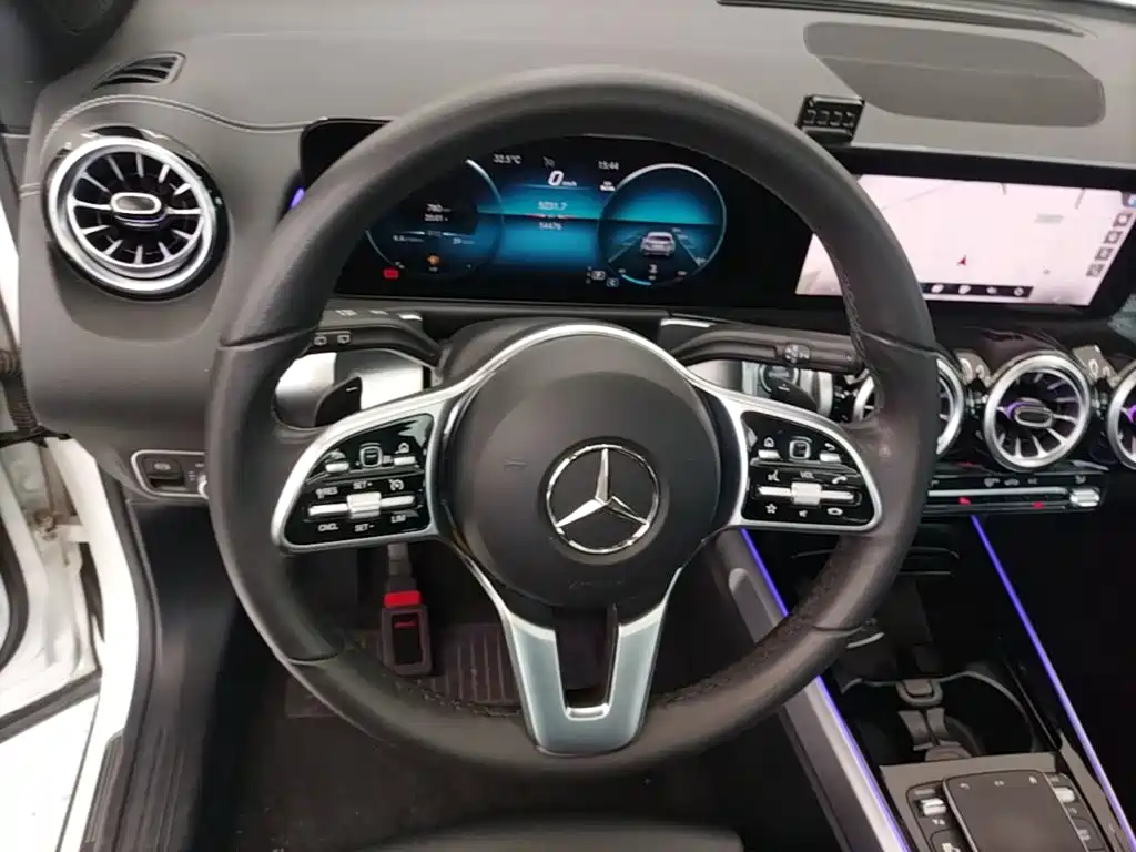 Mercedes-Benz GLB 2021 — фото 11