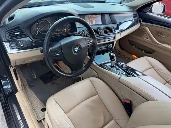 BMW 5 Series 2012