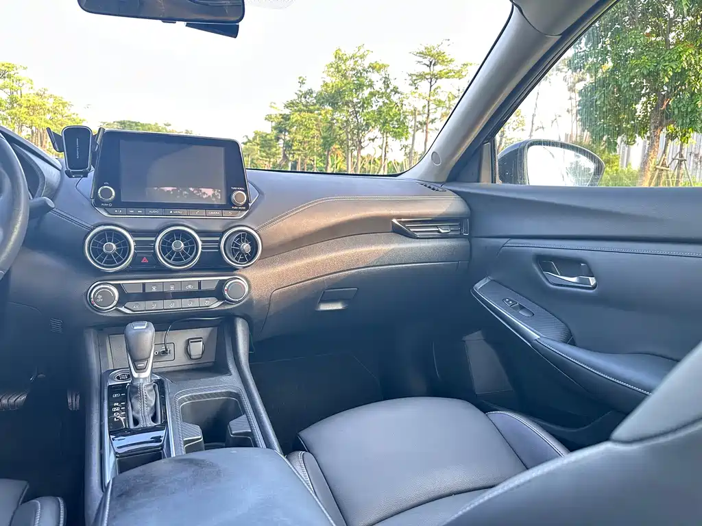 Nissan Sylphy 2020 — фото 10