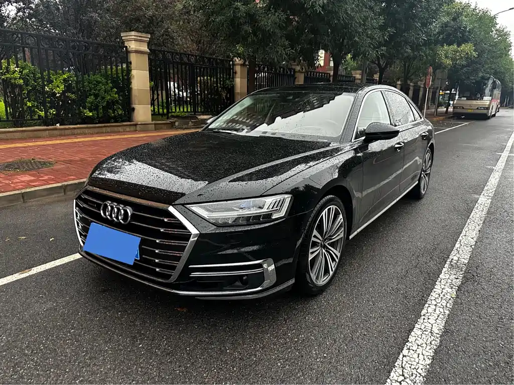 Audi A8 2021