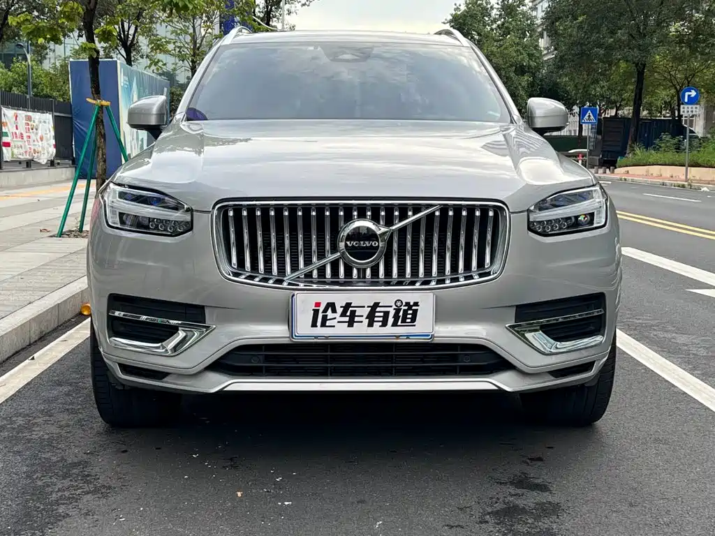 Volvo XC90 2024 — фото 24