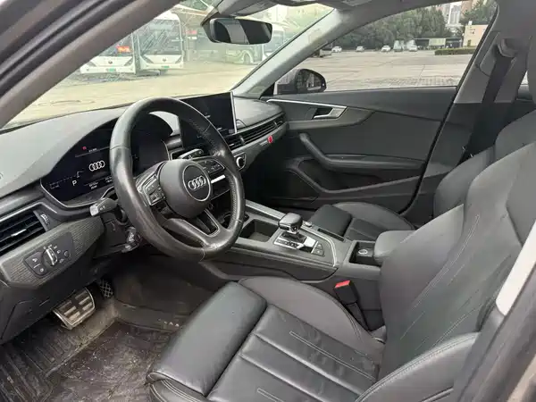 Audi A4 2022