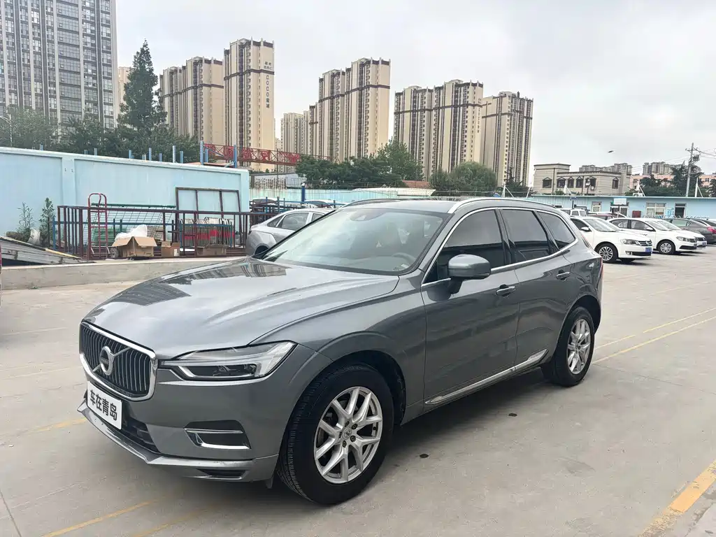 Volvo XC60 2020 — фото 1
