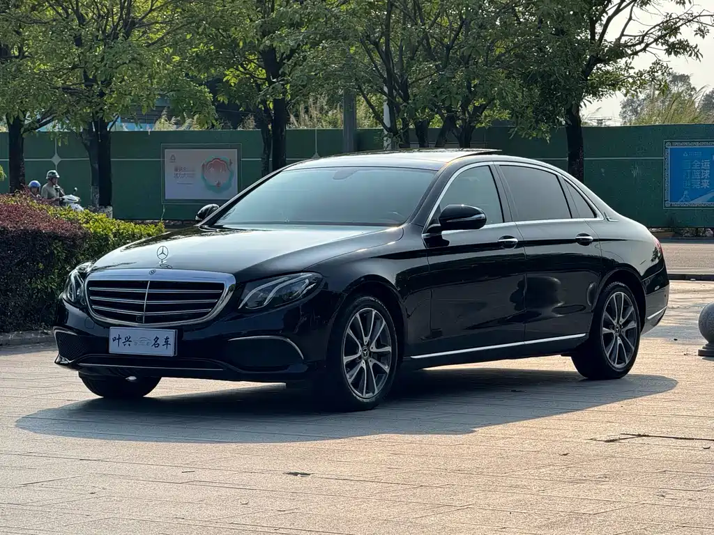 Mercedes-Benz E-Class 2019 — фото 1