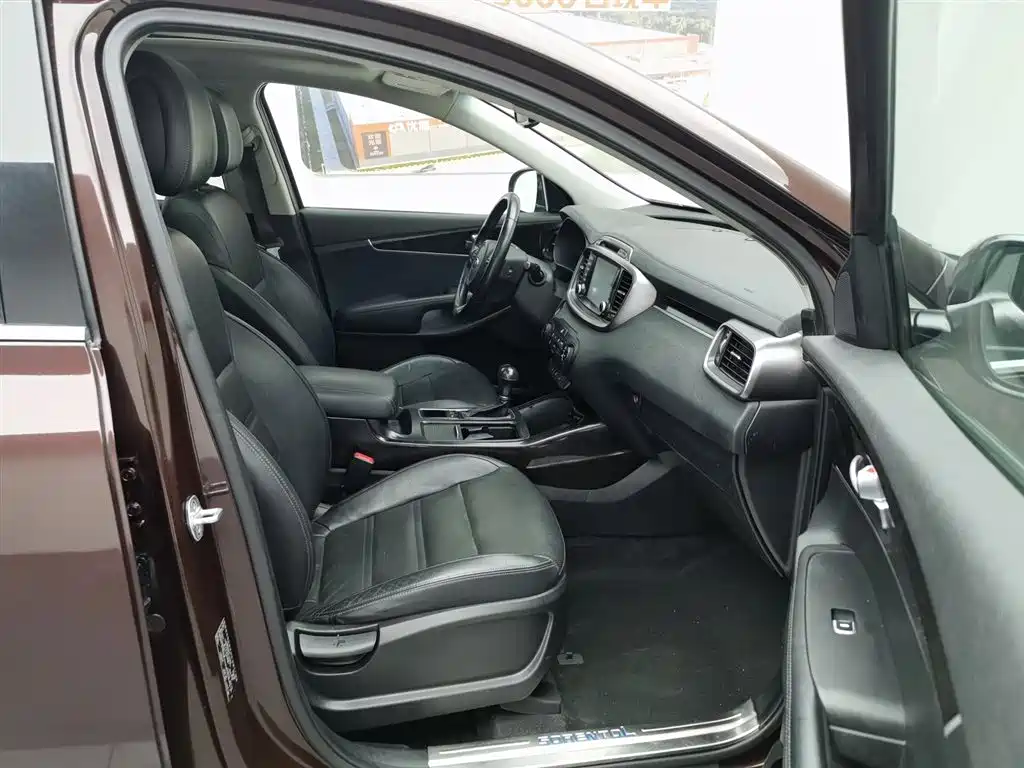 Kia Sorento 2018 — фото 23