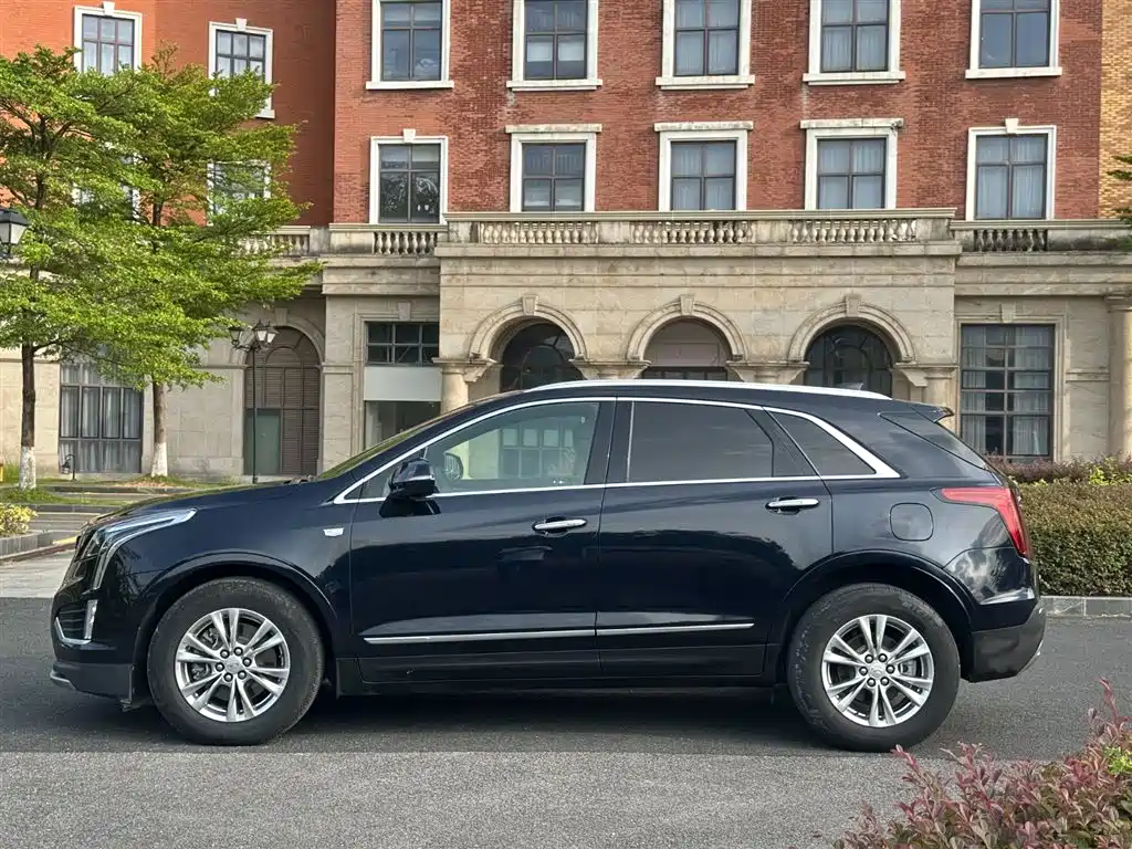 Cadillac XT5 2021 — фото 13