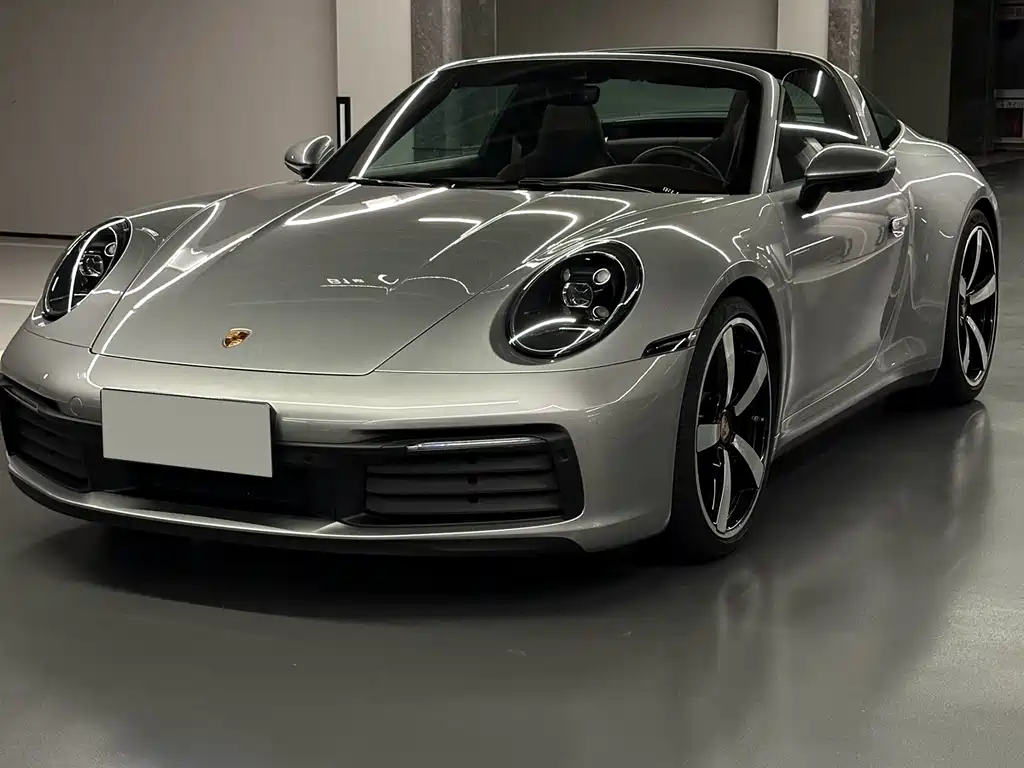 Porsche 911 2024 — фото 10