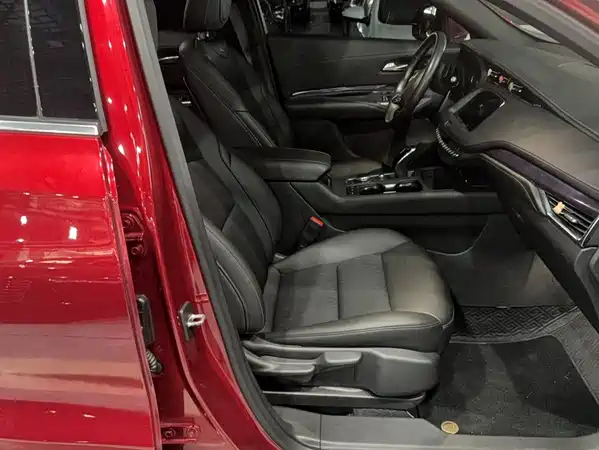Cadillac XT4 2022