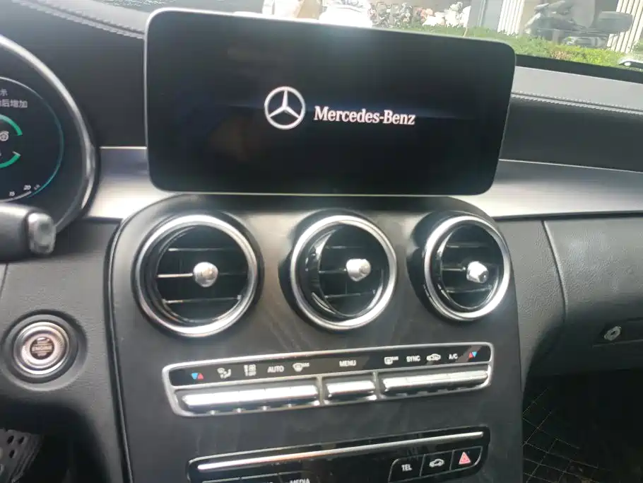 Mercedes-Benz C-Class 2021 — фото 13