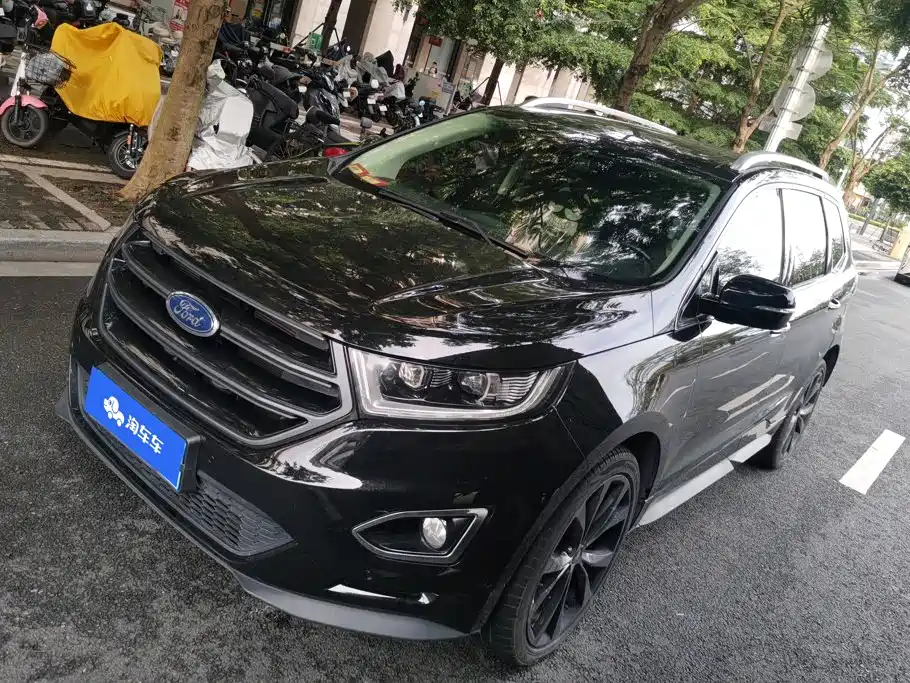 Ford Edge 2017 — фото 1