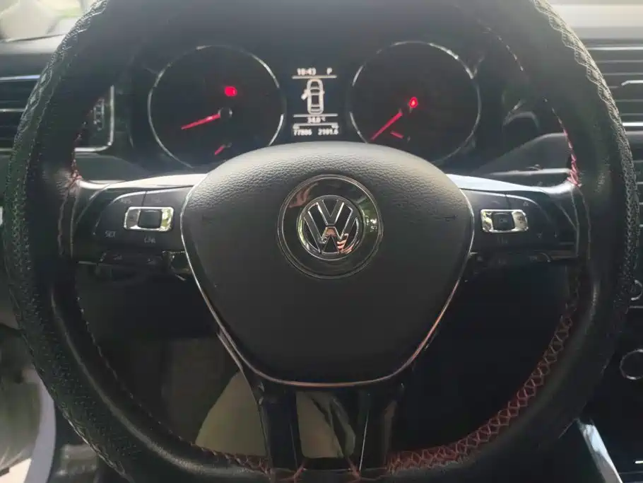 Volkswagen Sagitar 2018 — фото 15