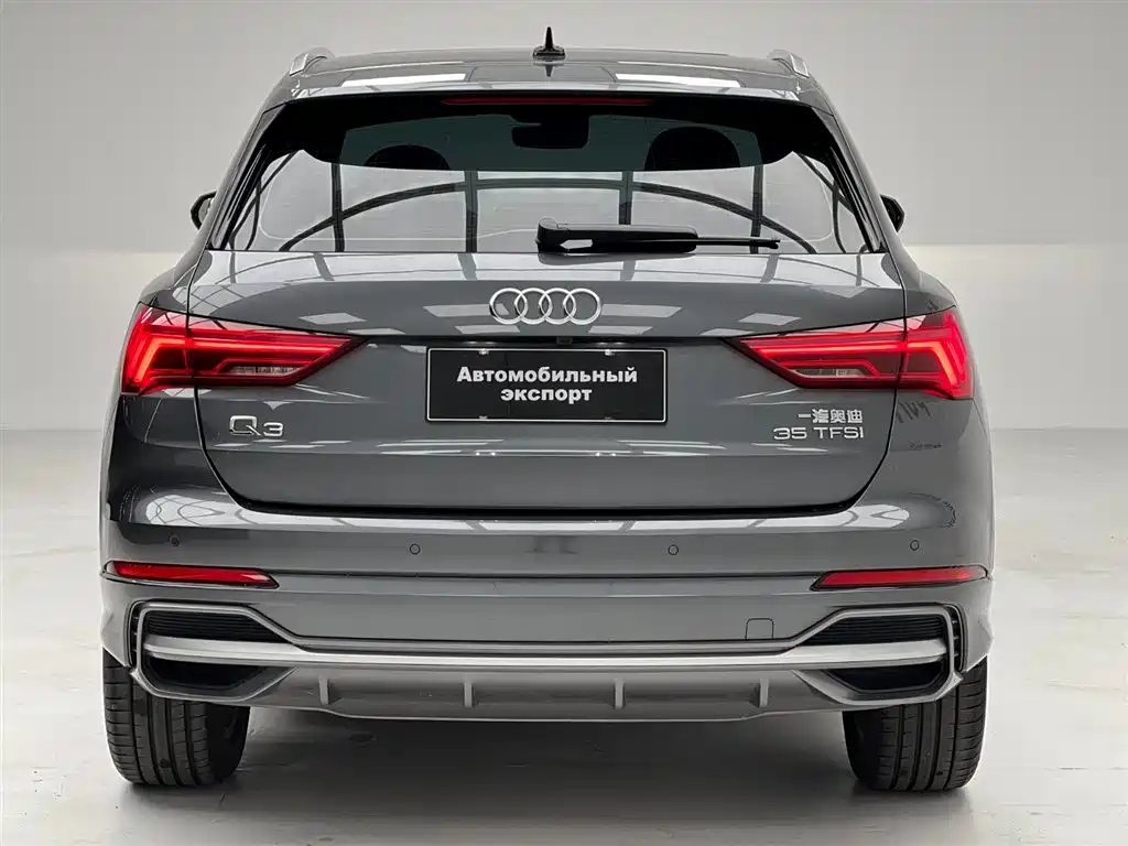 Audi Q3 2022 — фото 11