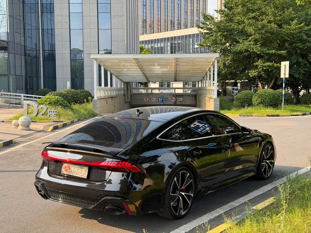 Audi A7 2019 — фото 9