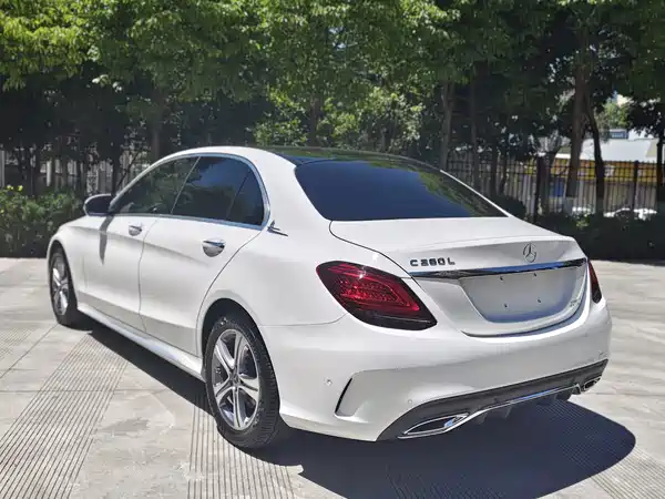 Mercedes-Benz C-Class 2021