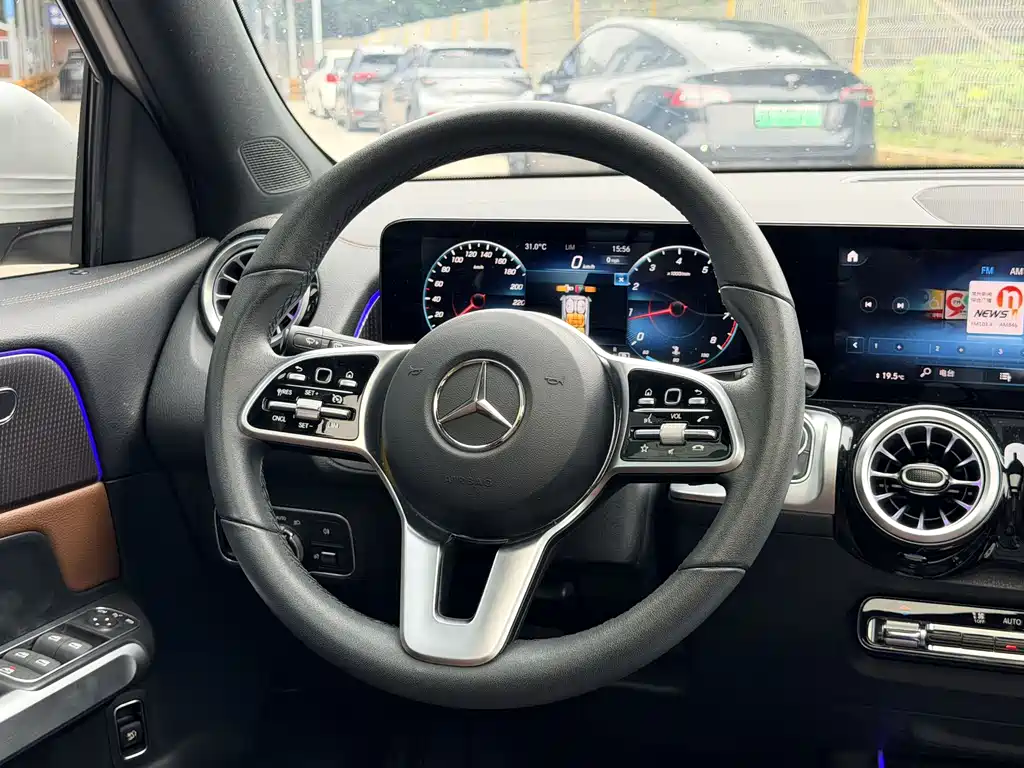 Mercedes-Benz GLB 2021 — фото 14