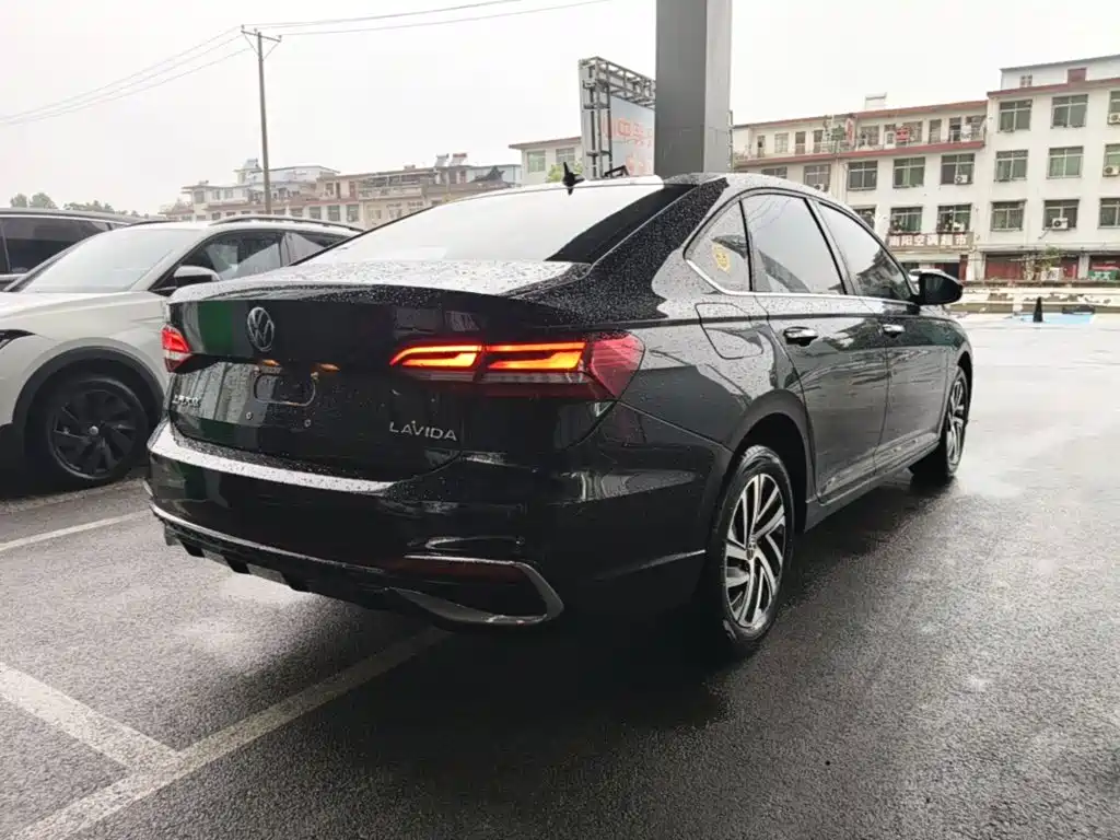 Volkswagen Lavida 2025