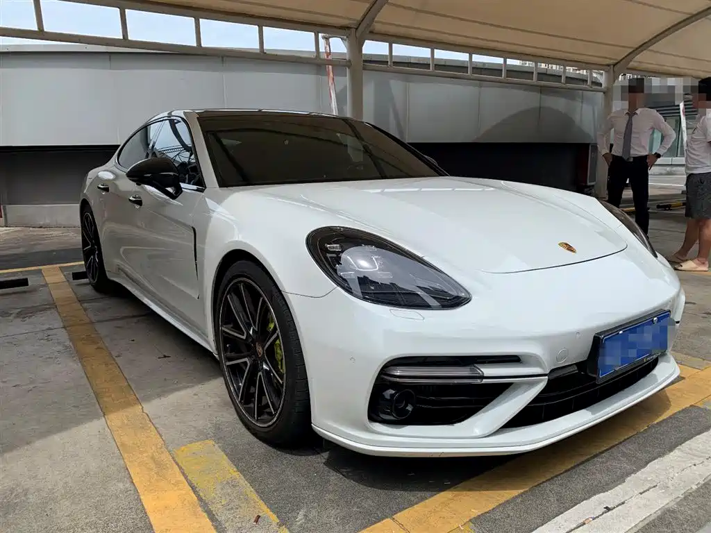 Porsche Panamera 2019 — фото 2