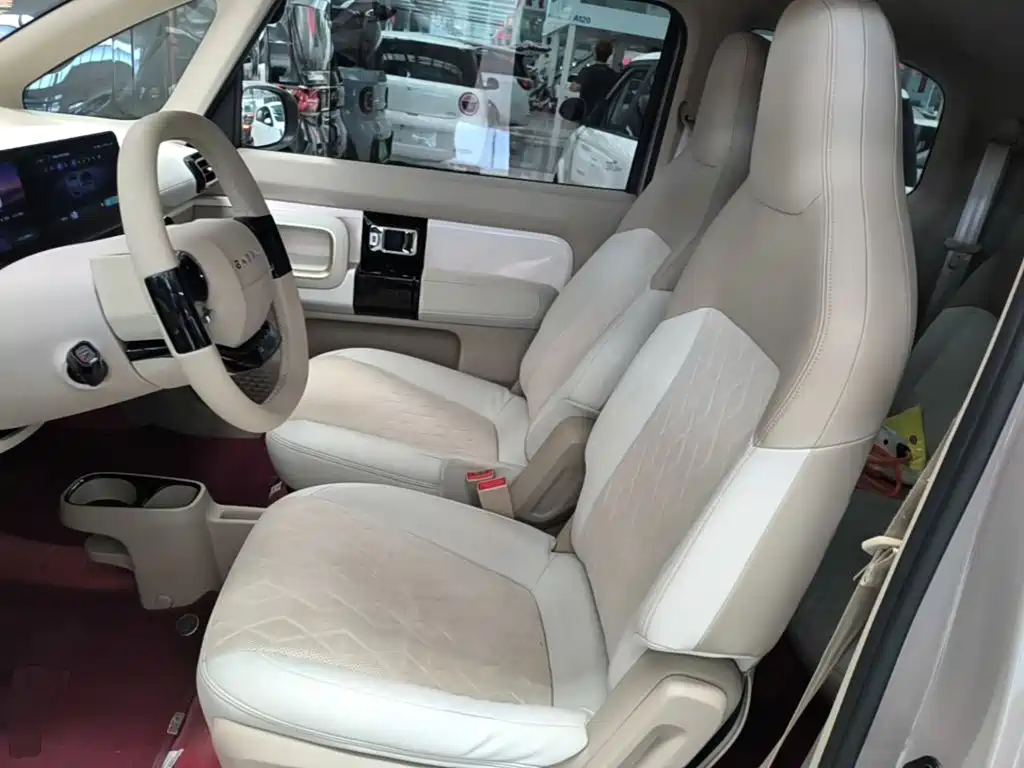 Baojun Kiwi EV 2022 — фото 15