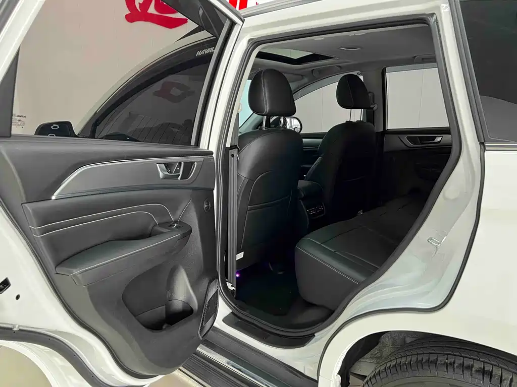 Haval M6 2022 — фото 15