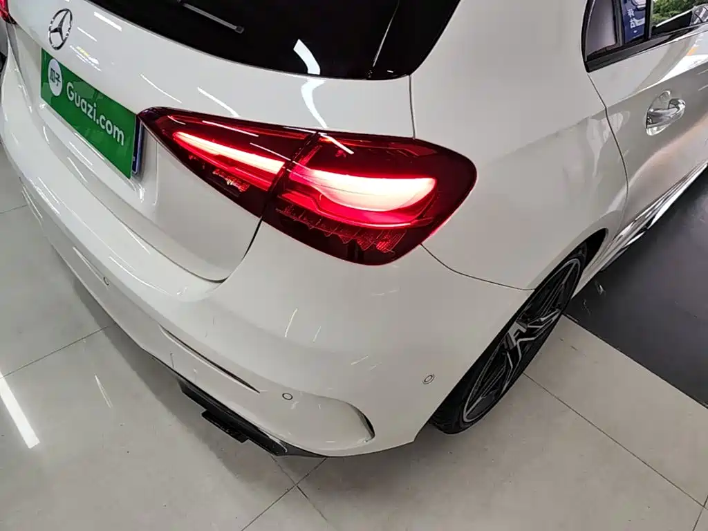 Mercedes-Benz A-Class AMG 2024 — фото 8