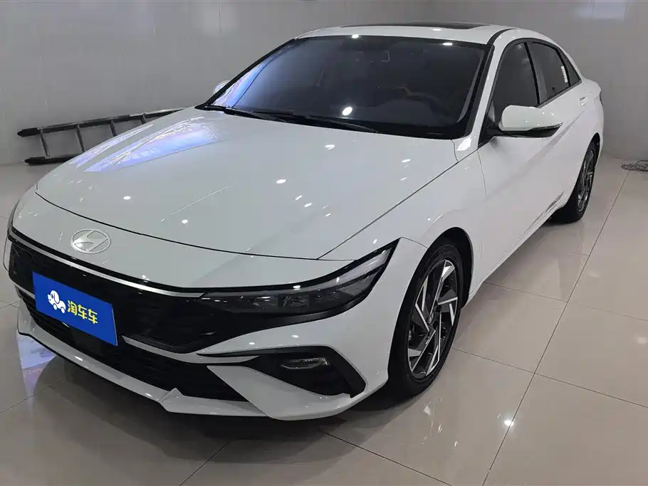 Hyundai Elantra 2026