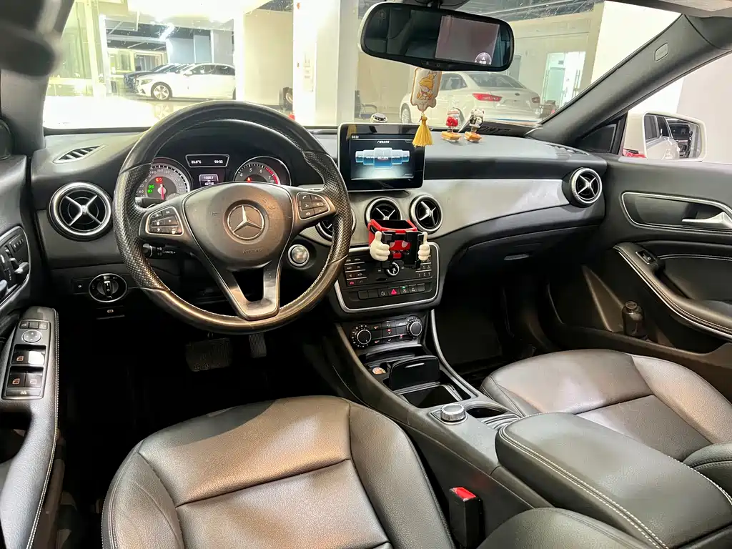 Mercedes-Benz CLA 2015 — фото 7