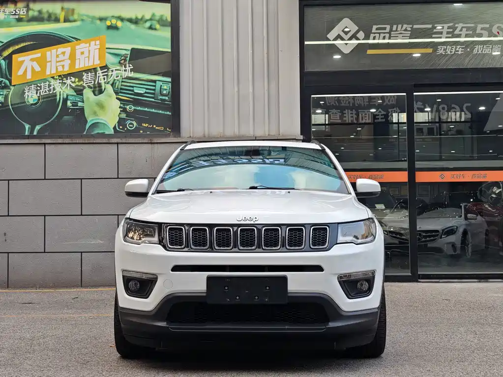 Jeep Compass 2017 — фото 5