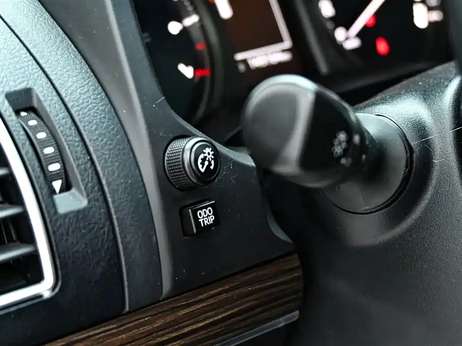 Toyota Prado 2019 — фото 25
