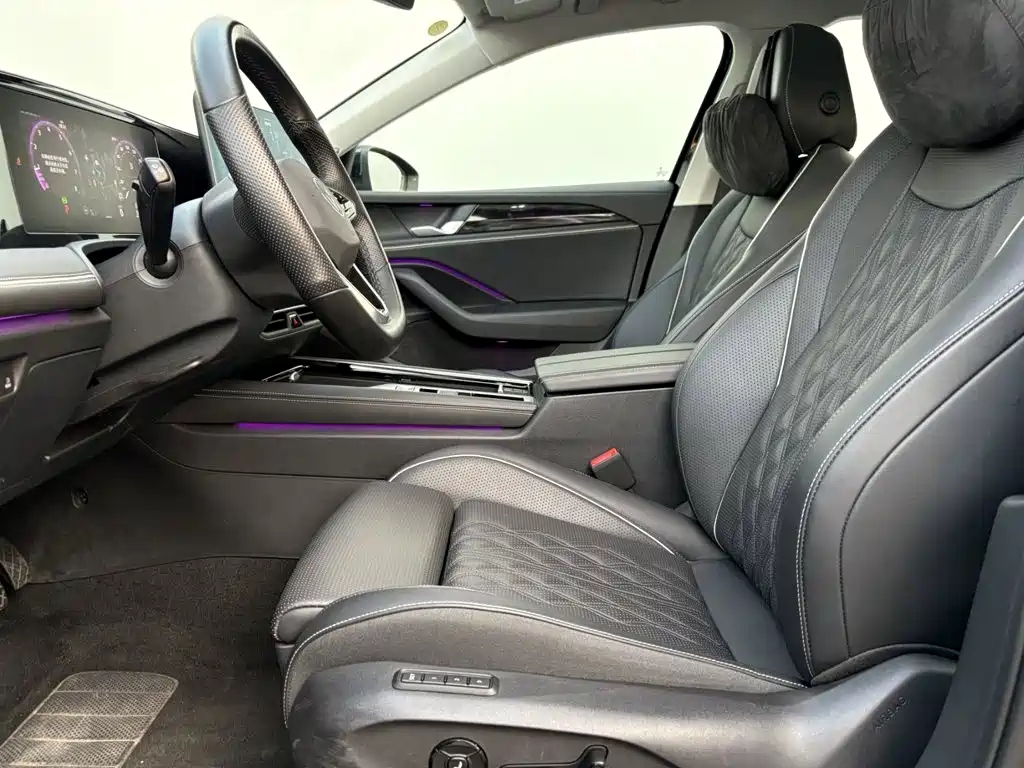 Volkswagen Magotan 2024