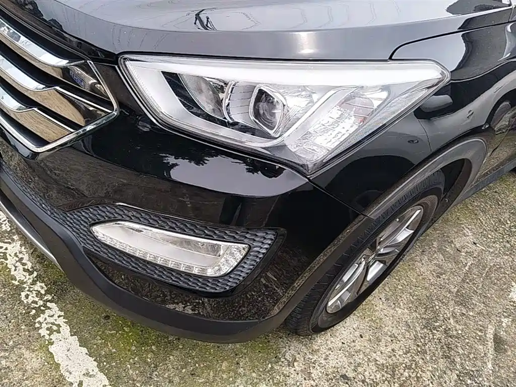 Hyundai Santa Fe 2014 — фото 24