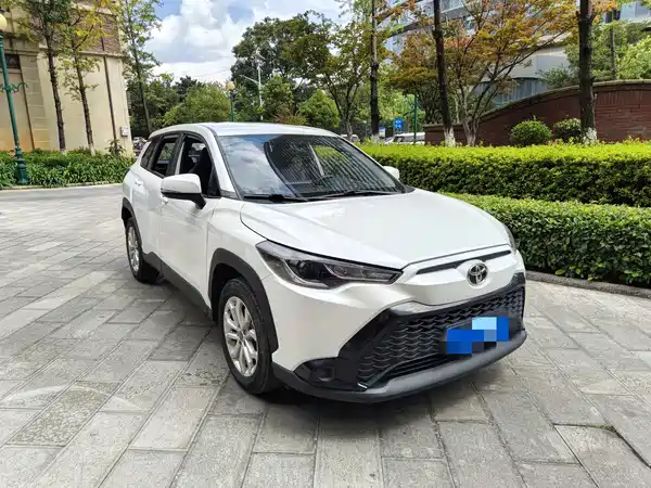 Toyota Frontlander 2024
