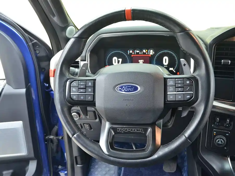 Ford F-150 Raptor 2023 — фото 10