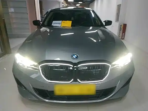 BMW i3 2023